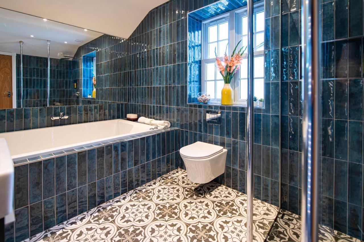The Nest - Luxury 16 Person Apt W Jacuzzi & Parking 블랙풀 외부 사진